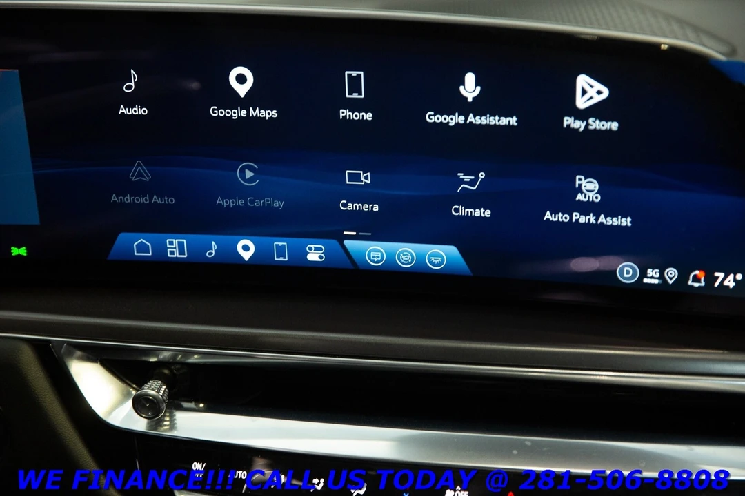 2024 Cadillac Lyriq - Image 16 of 21