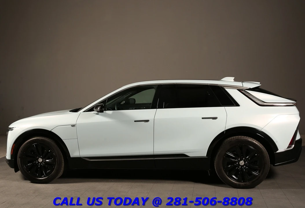 2024 Cadillac Lyriq - Image 4 of 24