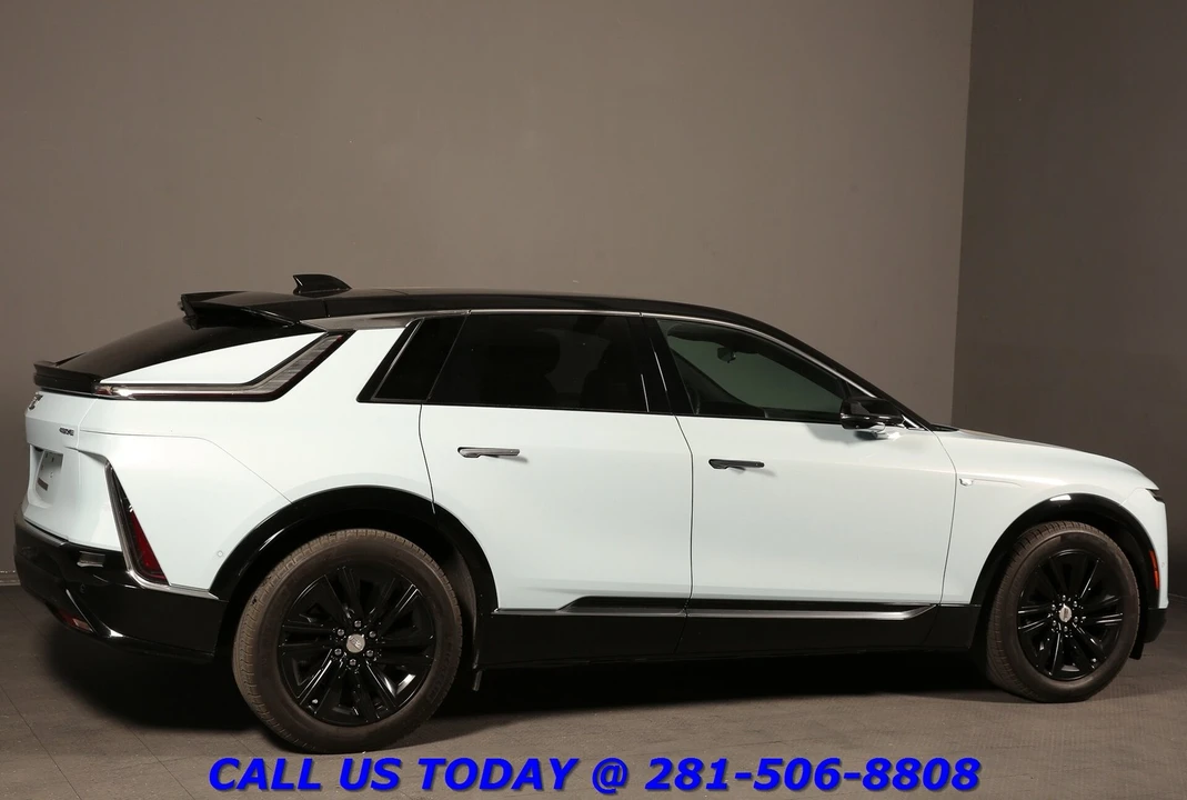 2024 Cadillac Lyriq - Image 6 of 24