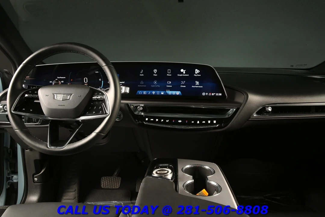 2024 Cadillac Lyriq - Image 3 of 24