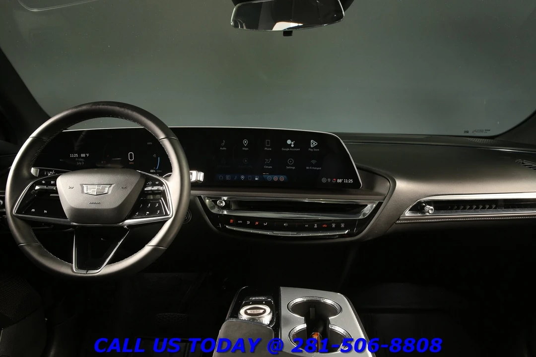 2024 Cadillac Lyriq - Image 3 of 24