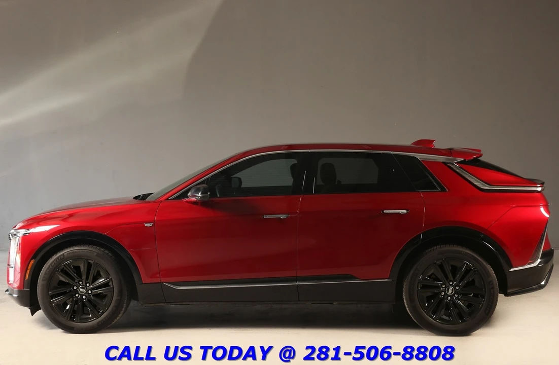 2024 Cadillac Lyriq - Image 4 of 24