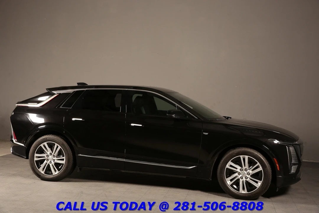 2024 Cadillac Lyriq - Image 8 of 24