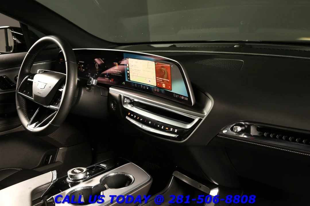 2024 Cadillac Lyriq - Image 20 of 24