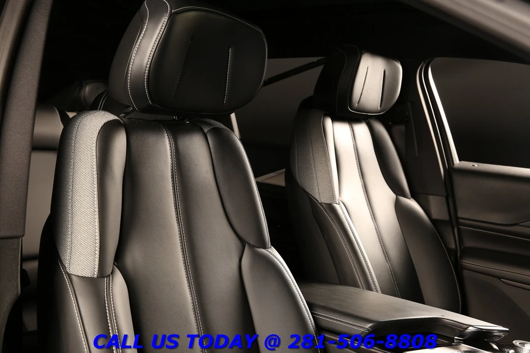 2024 Cadillac Lyriq - Image 21 of 24