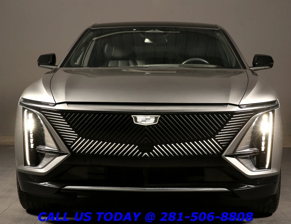 2024 Cadillac Lyriq - Image 8 of 24
