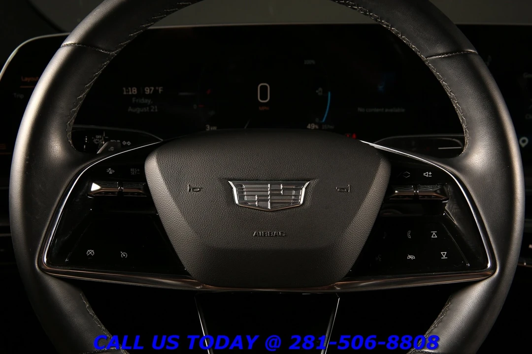 2024 Cadillac Lyriq - Image 14 of 24