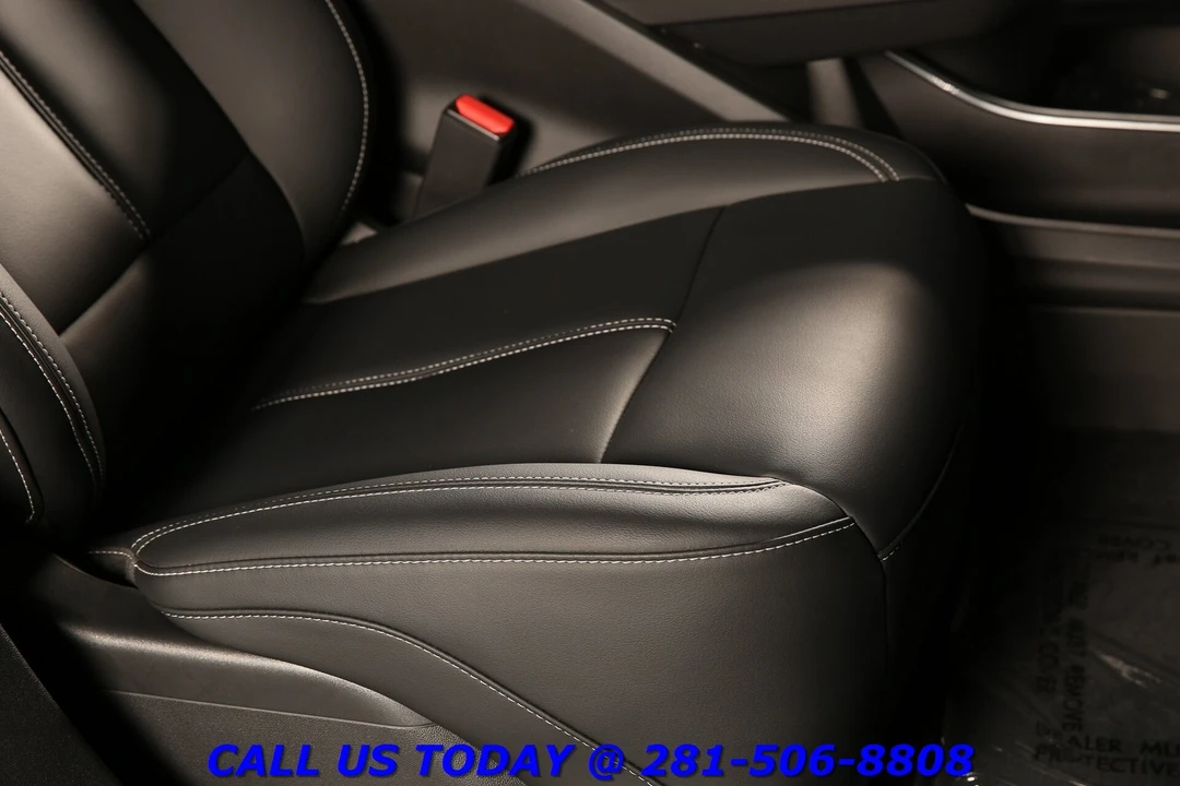 2024 Cadillac Lyriq - Image 21 of 24