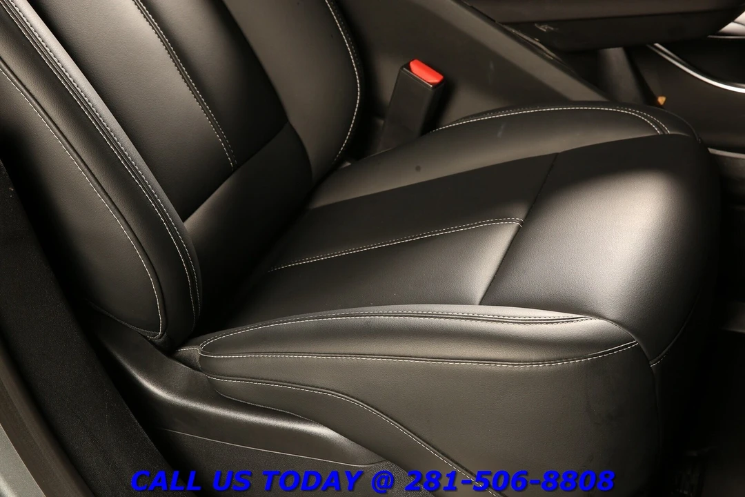 2024 Cadillac Lyriq - Image 20 of 24