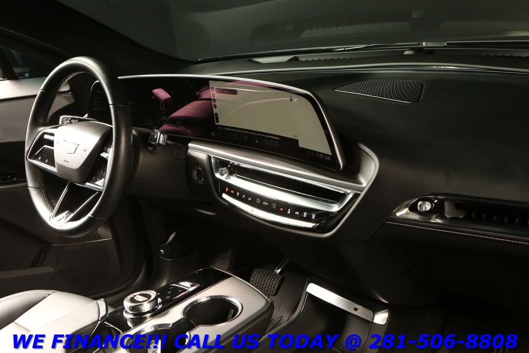 2024 Cadillac Lyriq - Image 20 of 21