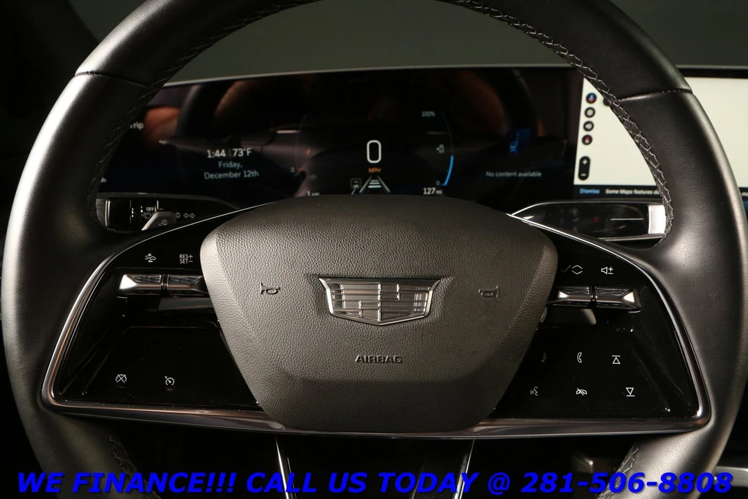 2024 Cadillac Lyriq - Image 15 of 21