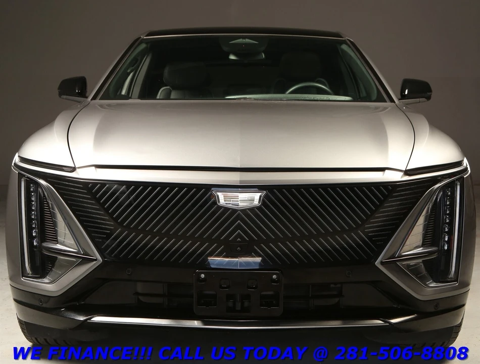 2024 Cadillac Lyriq - Image 8 of 21