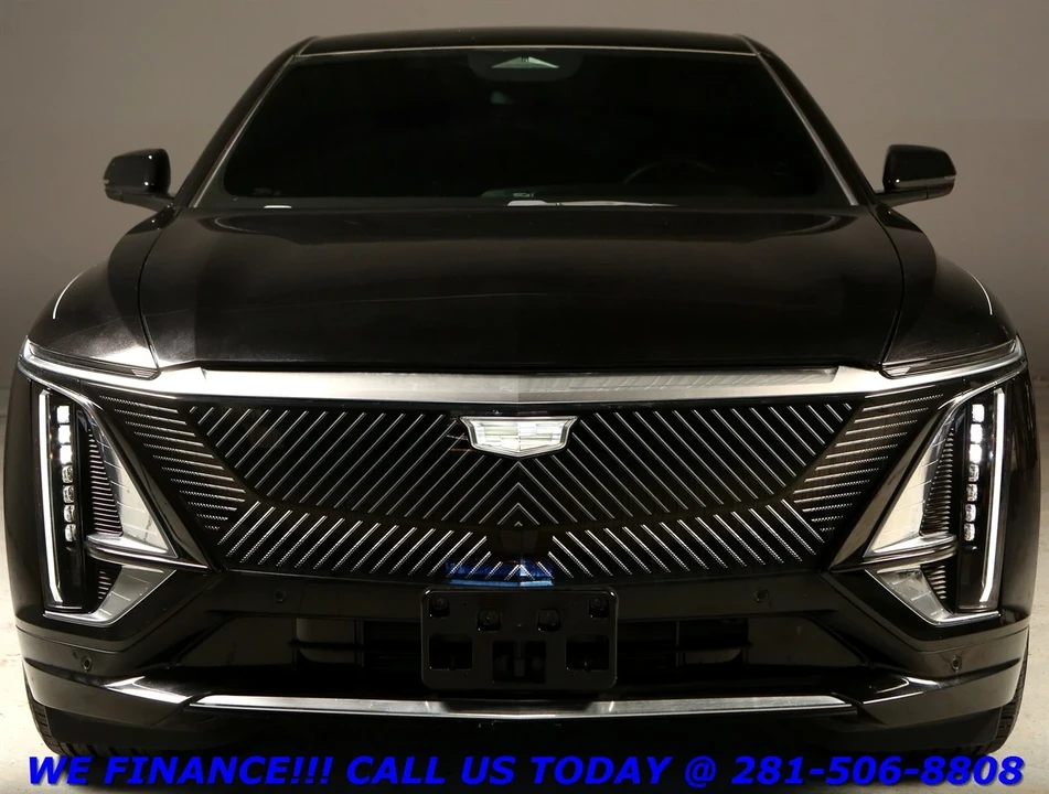 2024 Cadillac Lyriq - Image 8 of 21