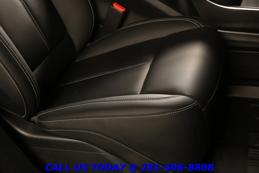 2024 Cadillac Lyriq - Image 21 of 24