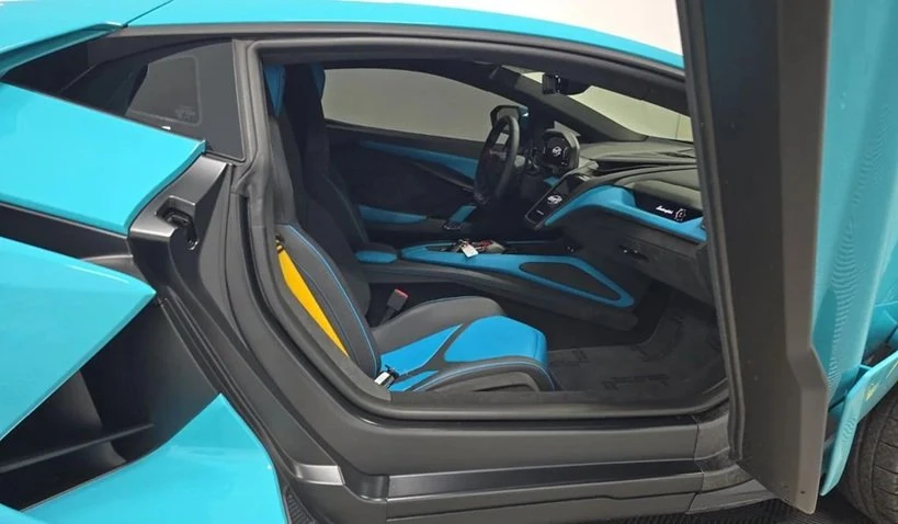 2024 Lamborghini Revuelto - Image 3 of 10