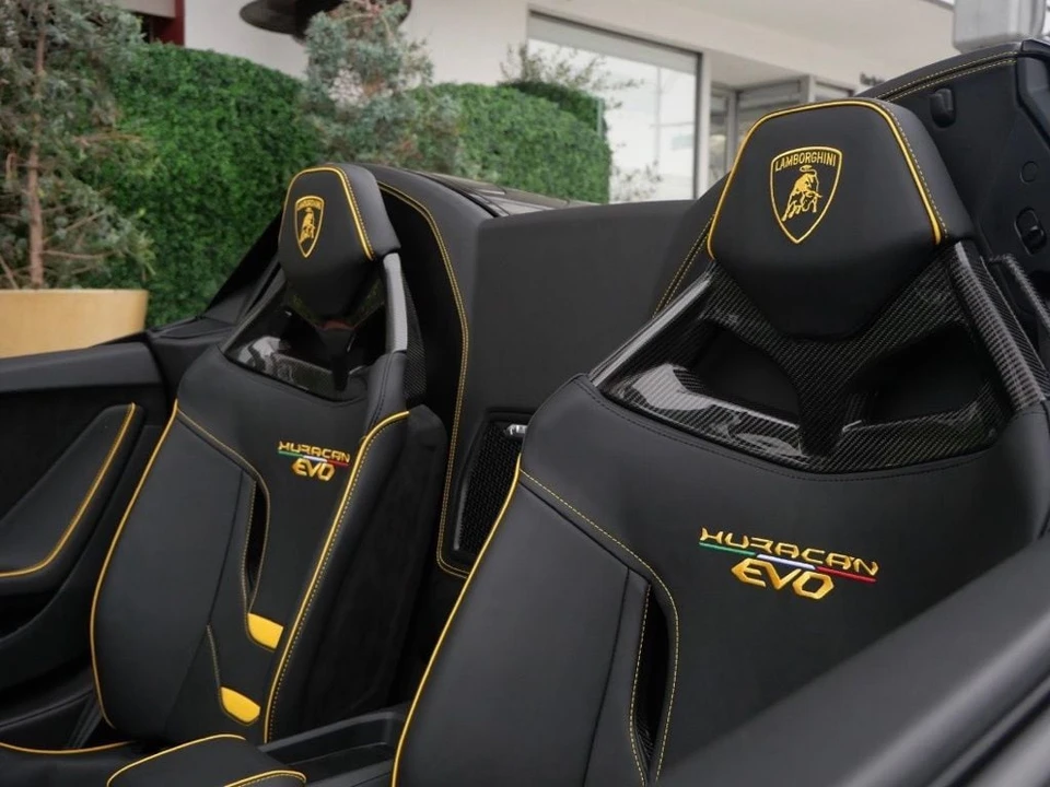 2024 Lamborghini Huracan LP640-4 EVO - Image 19 of 31