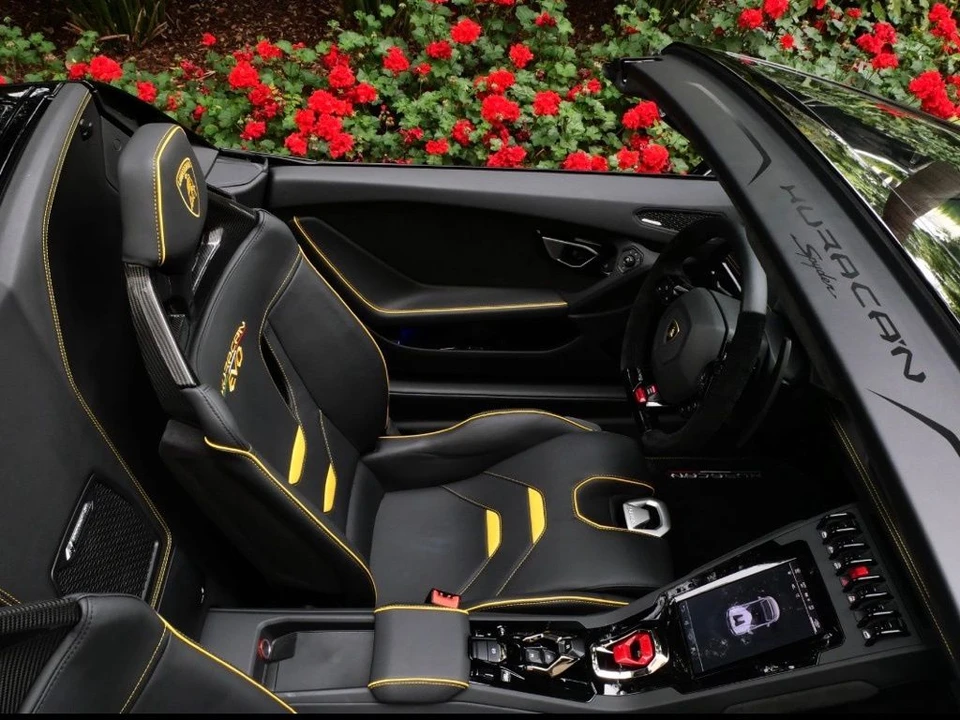 2024 Lamborghini Huracan LP640-4 EVO - Image 26 of 31