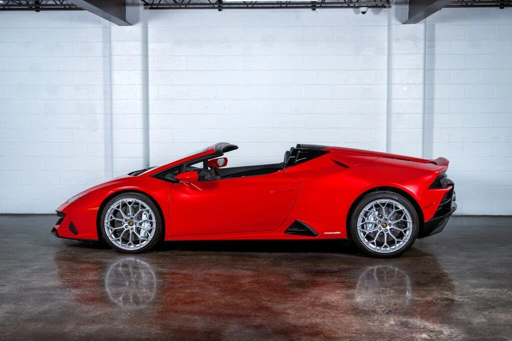 2024 Lamborghini Huracan LP640-4 EVO - Image 7 of 31