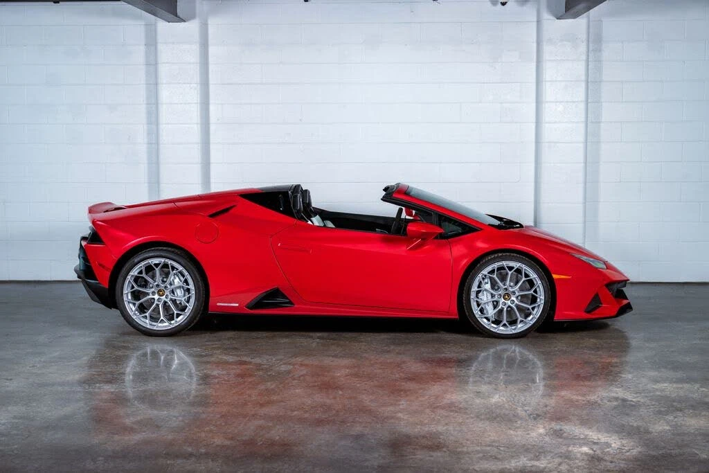 2024 Lamborghini Huracan LP640-4 EVO - Image 3 of 31