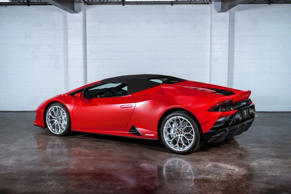 2024 Lamborghini Huracan LP640-4 EVO - Image 11 of 31