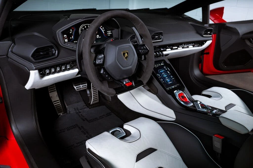 2024 Lamborghini Huracan LP640-4 EVO - Image 12 of 31