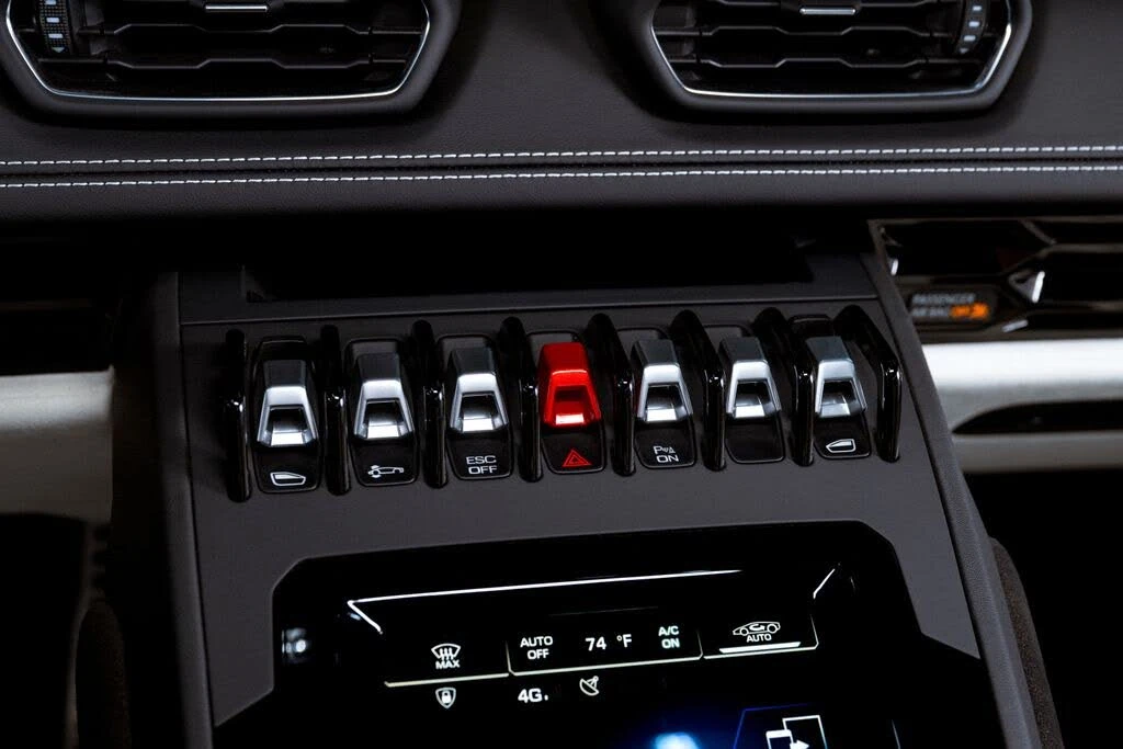 2024 Lamborghini Huracan LP640-4 EVO - Image 22 of 31
