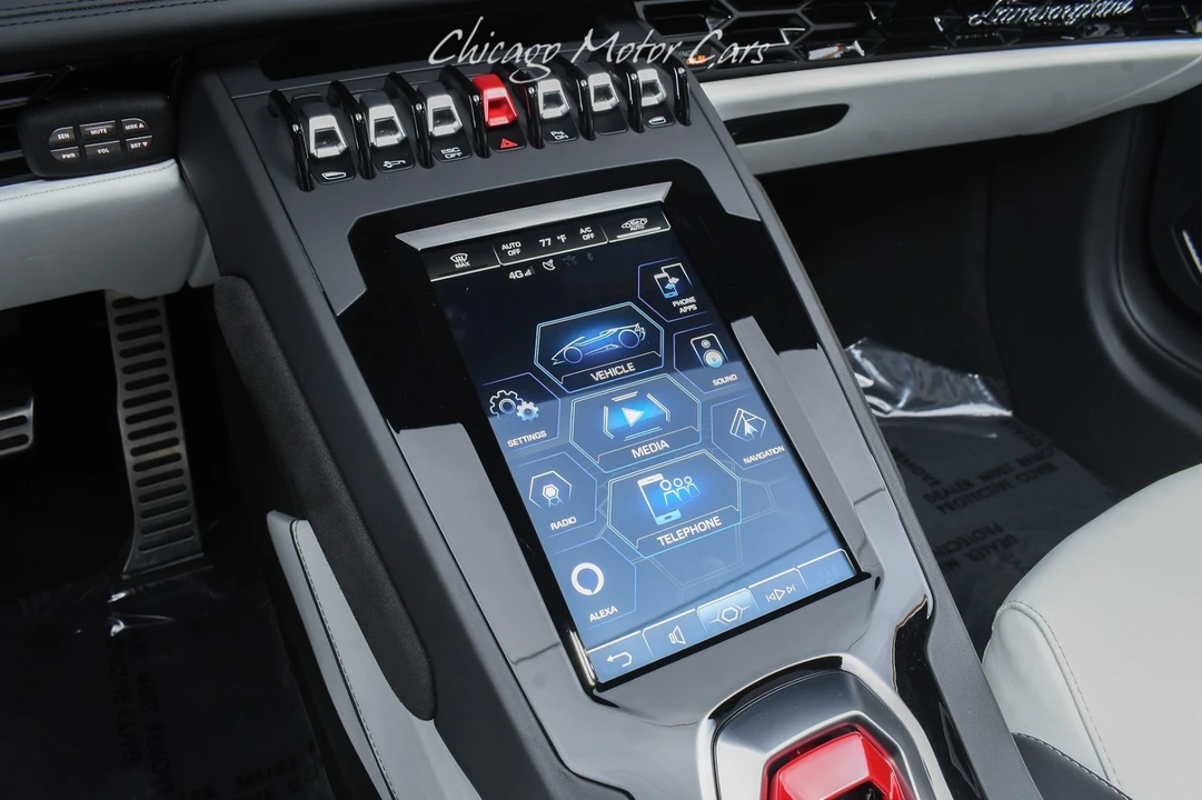2024 Lamborghini Huracan LP640-4 EVO - Image 13 of 31