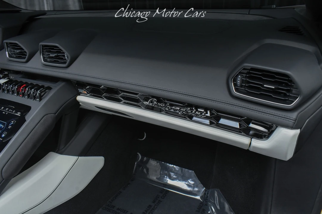 2024 Lamborghini Huracan LP640-4 EVO - Image 21 of 31