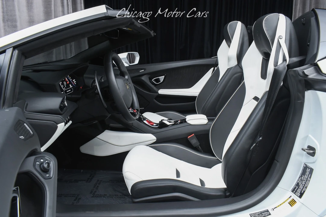 2024 Lamborghini Huracan LP640-4 EVO - Image 18 of 31