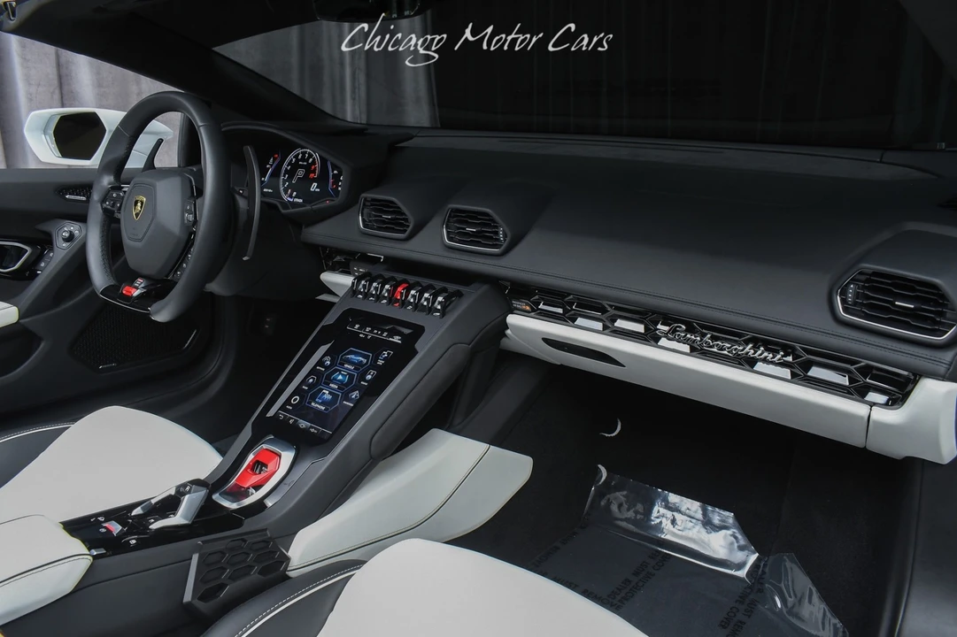 2024 Lamborghini Huracan LP640-4 EVO - Image 20 of 31