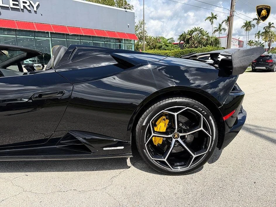 2024 Lamborghini Huracan LP640-4 EVO - Image 16 of 31