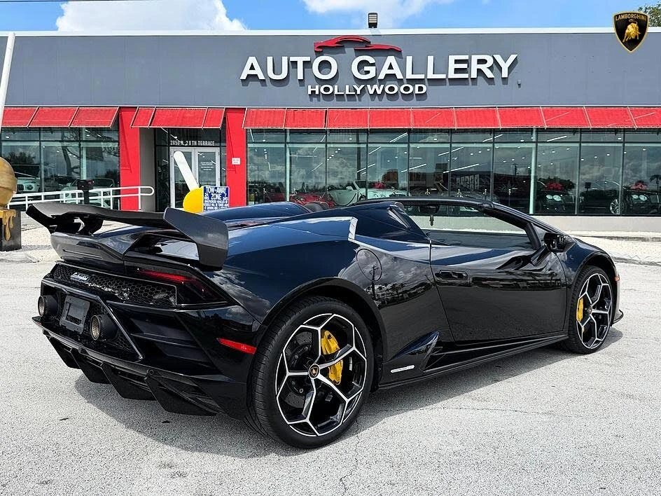 2024 Lamborghini Huracan LP640-4 EVO - Image 12 of 31