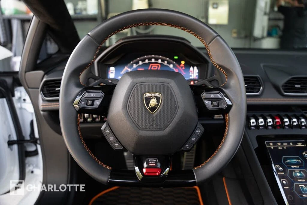 2024 Lamborghini Huracan LP640-4 EVO - Image 26 of 31