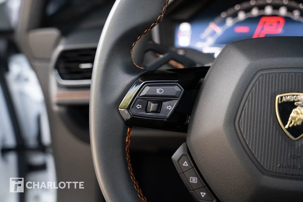 2024 Lamborghini Huracan LP640-4 EVO - Image 27 of 31