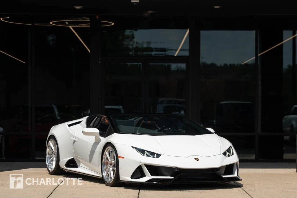 2024 Lamborghini Huracan LP640-4 EVO - Image 2 of 31
