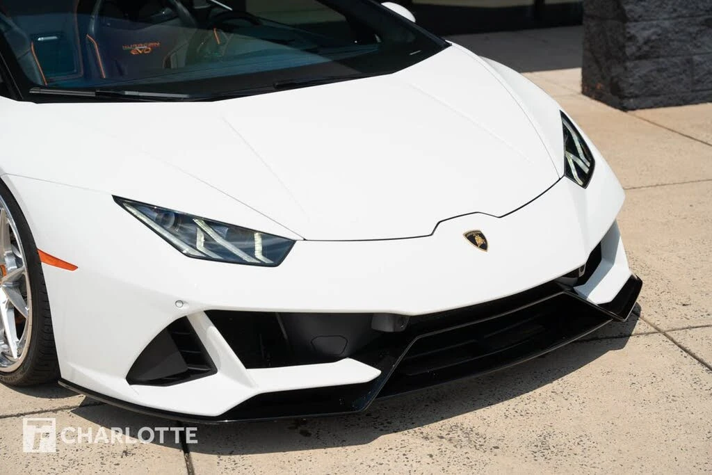 2024 Lamborghini Huracan LP640-4 EVO - Image 3 of 31