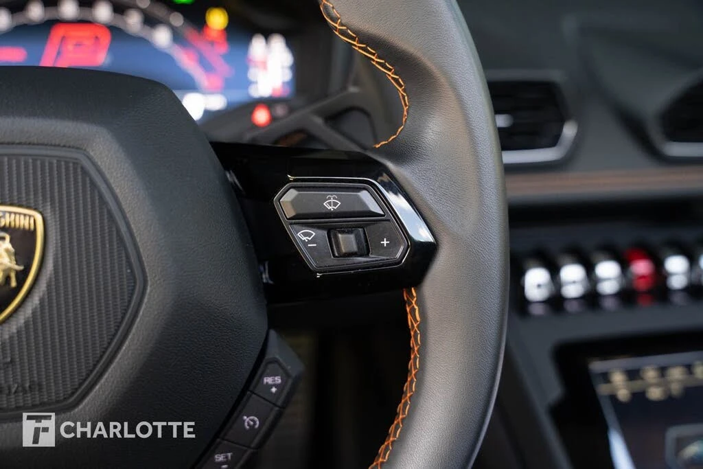 2024 Lamborghini Huracan LP640-4 EVO - Image 28 of 31