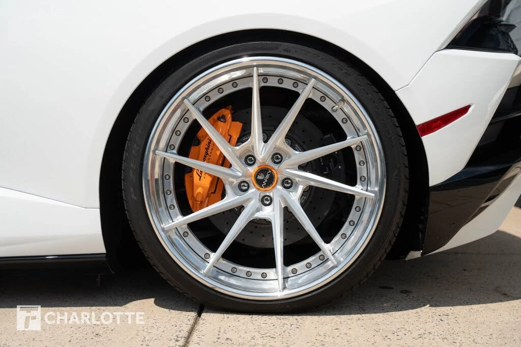2024 Lamborghini Huracan LP640-4 EVO - Image 9 of 31