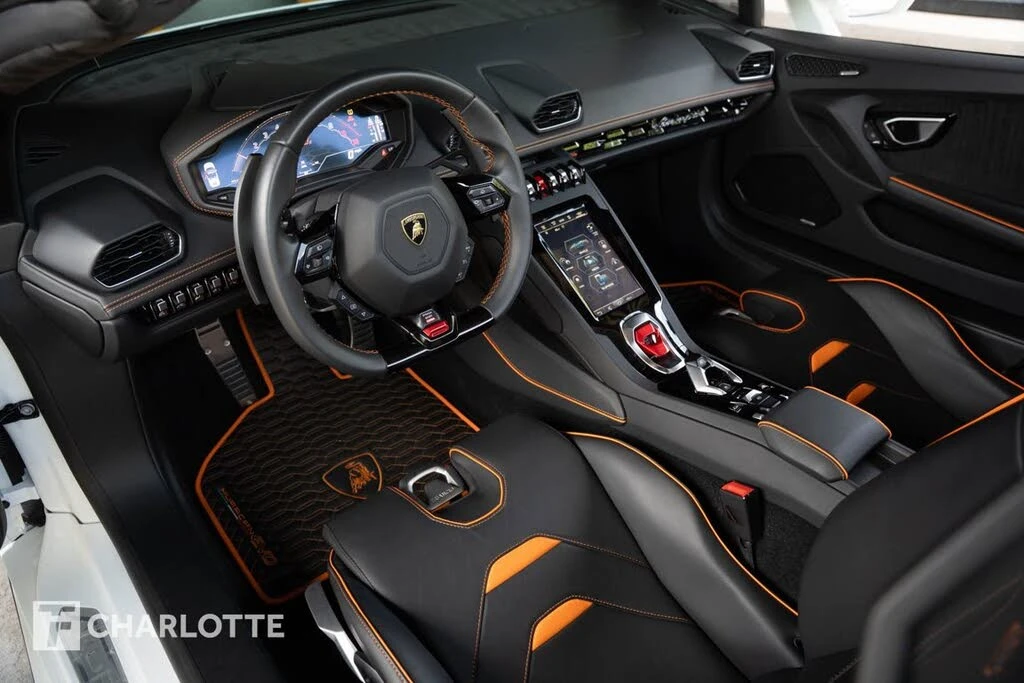 2024 Lamborghini Huracan LP640-4 EVO - Image 25 of 31