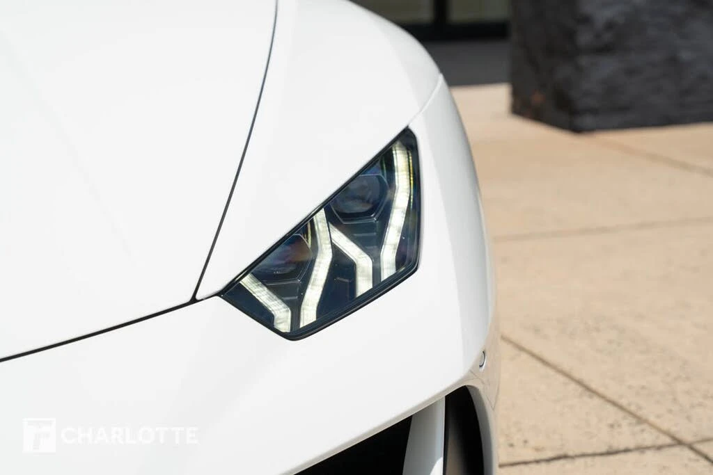 2024 Lamborghini Huracan LP640-4 EVO - Image 7 of 31