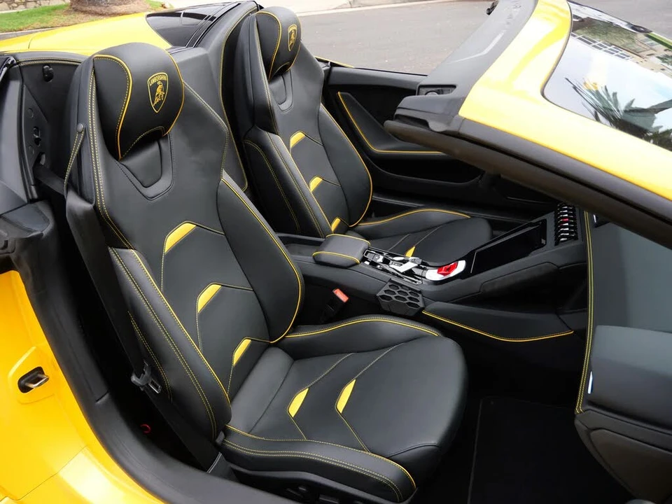 2024 Lamborghini Huracan LP640-4 EVO - Image 8 of 24