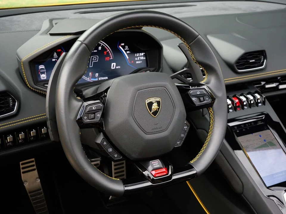 2024 Lamborghini Huracan LP640-4 EVO - Image 16 of 24