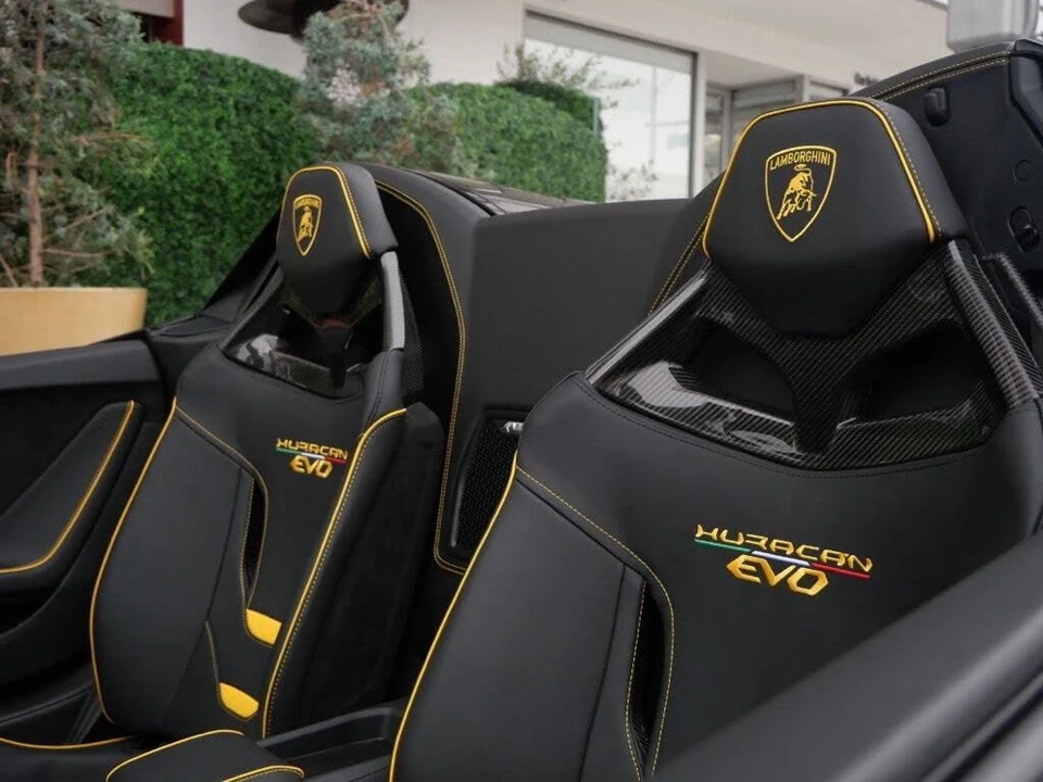 2024 Lamborghini Huracan LP640-4 EVO - Image 19 of 31