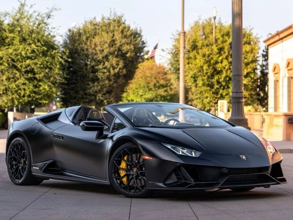 2024 Lamborghini Huracan LP640-4 EVO - Image 2 of 31