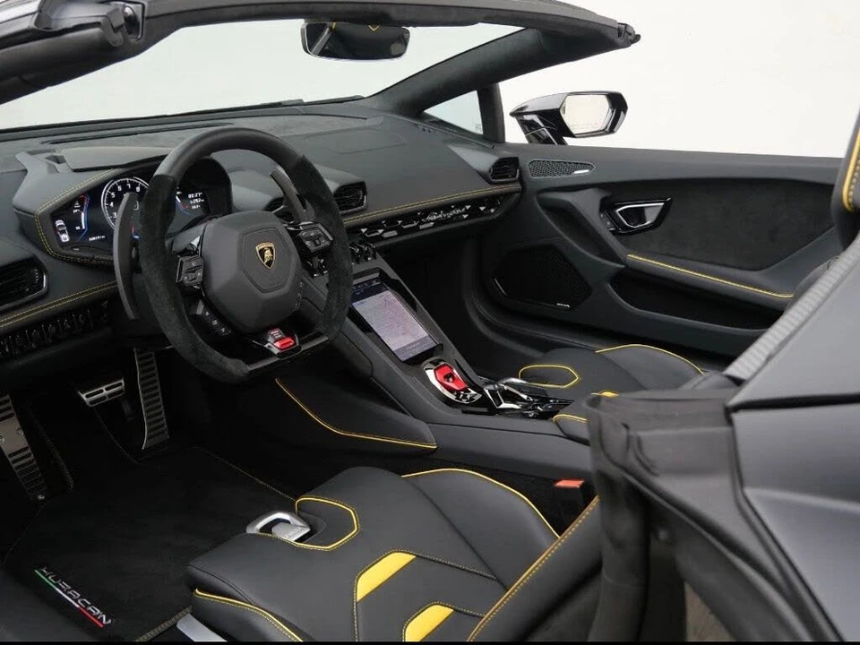 2024 Lamborghini Huracan LP640-4 EVO - Image 20 of 31