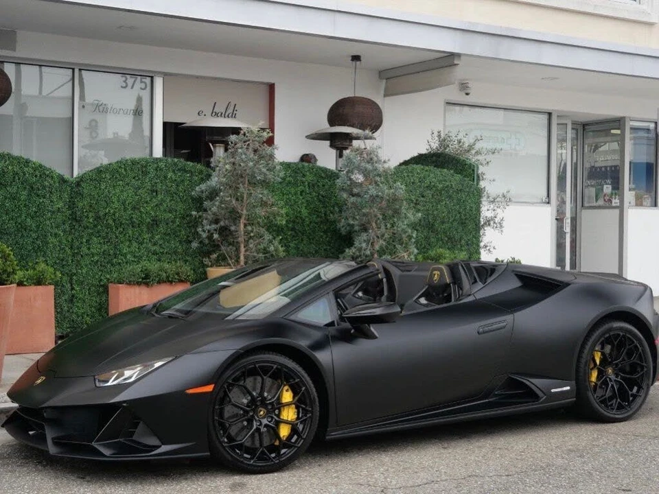 2024 Lamborghini Huracan LP640-4 EVO - Image 17 of 31