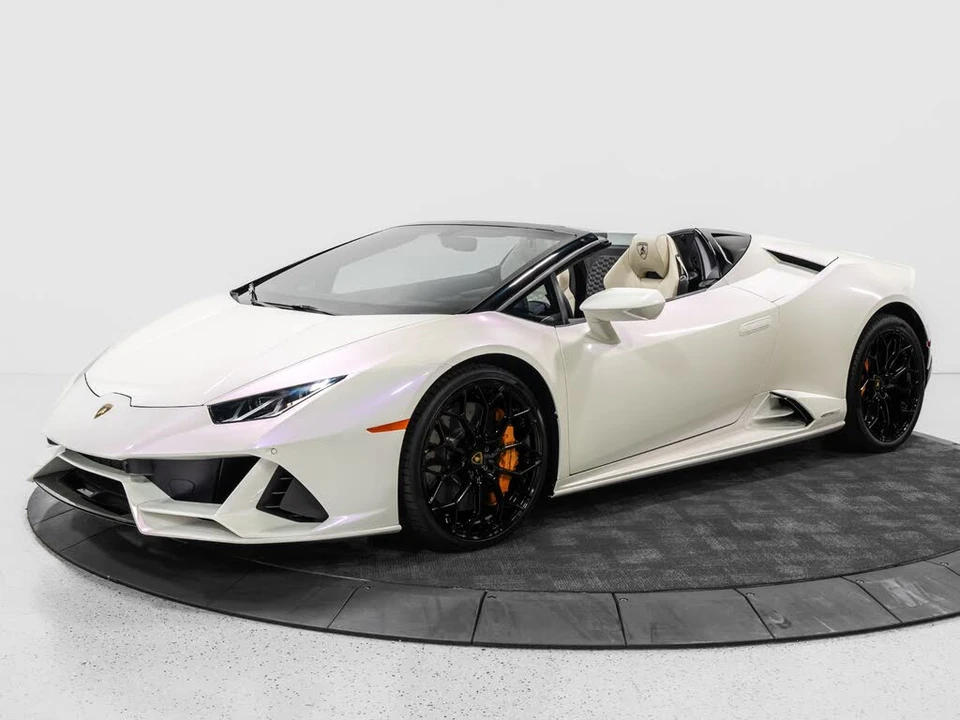 2024 Lamborghini Huracan LP640-4 EVO - Image 2 of 31