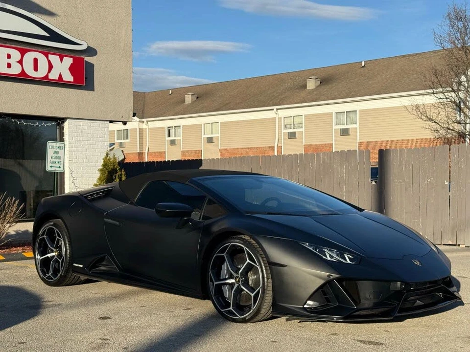 2024 Lamborghini Huracan LP640-4 EVO - Image 16 of 31