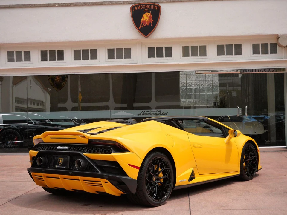2024 Lamborghini Huracan LP640-4 EVO - Image 3 of 24