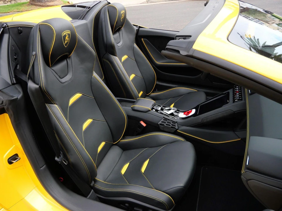 2024 Lamborghini Huracan LP640-4 EVO - Image 8 of 24
